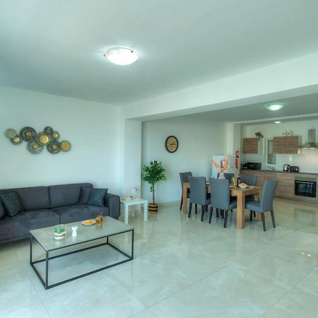 Bright & Modern 2Bedrooms With Sea Views Gogzr-2 Gzira Екстериор снимка